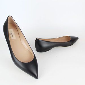NEW Valentino Garavani Rockstud Leather Ballet Flats